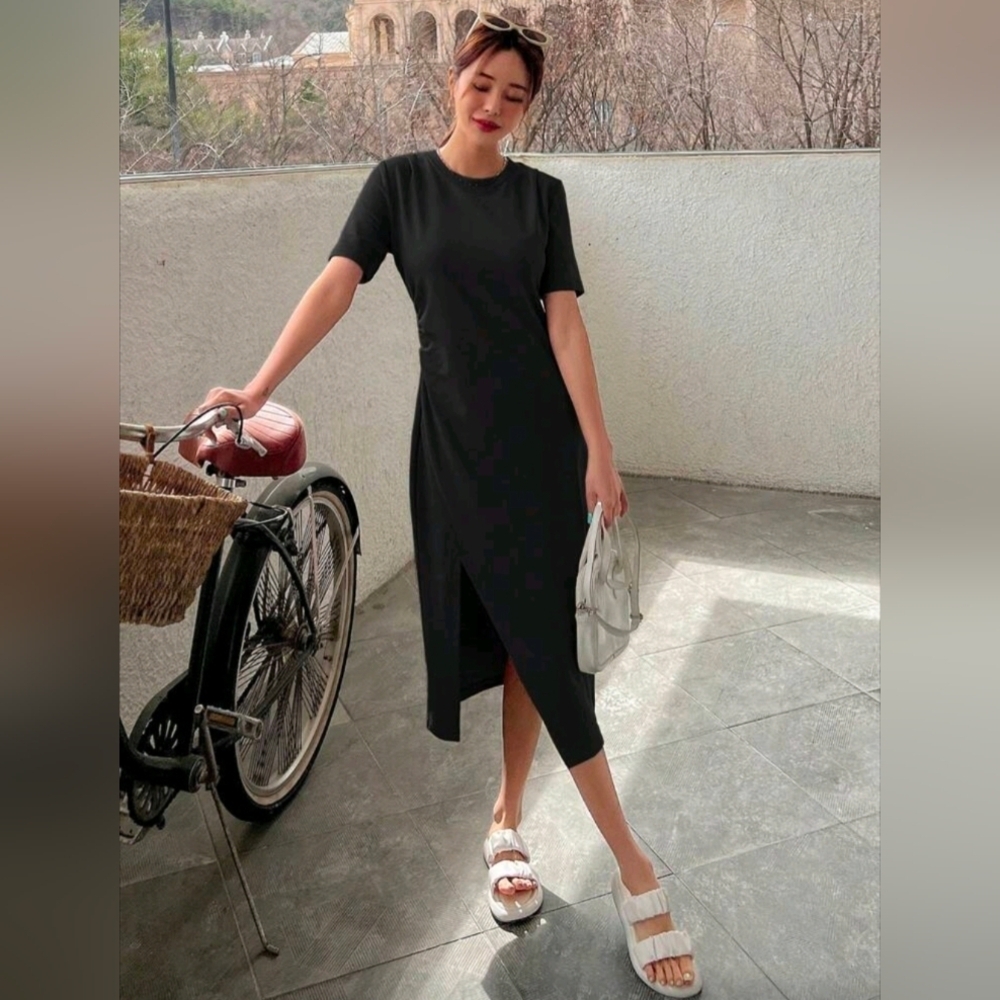 SHEIN T-shirt Black Midi Dress - Picture 6 of 9